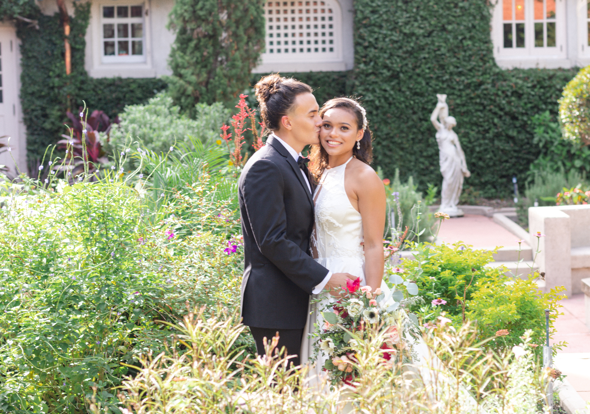 Sydonie Mansion Wedding Photographer - Love and Serve Photography